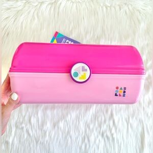 LIMITED EDITION CABOODLE